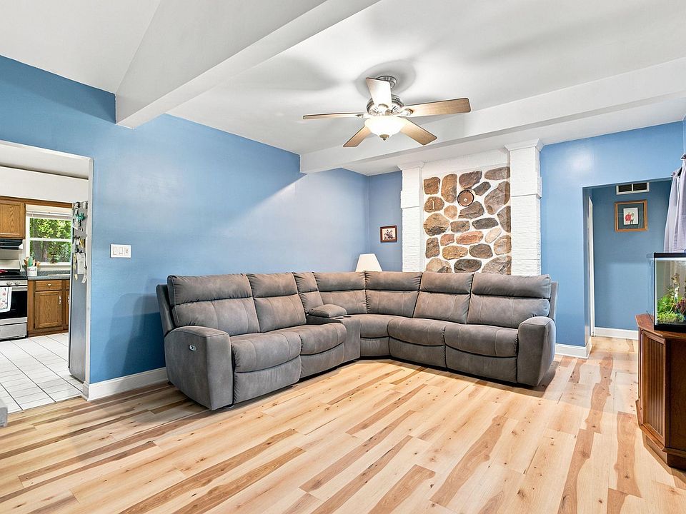 105 3rd St, photo 6
