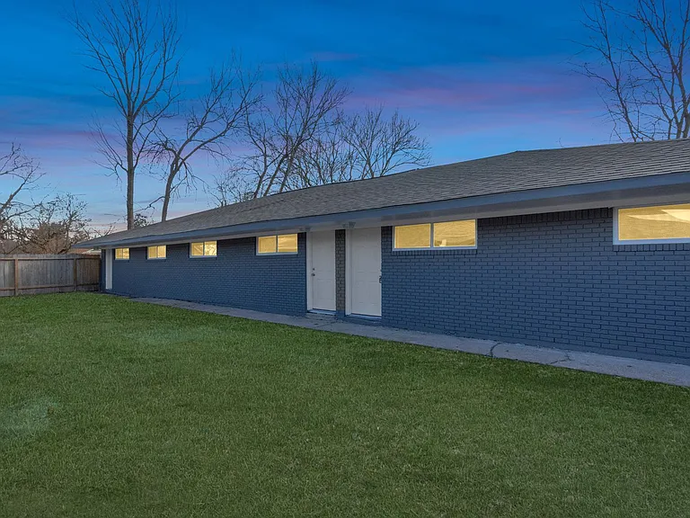 3655 Seabrook St #4 — Photo 3