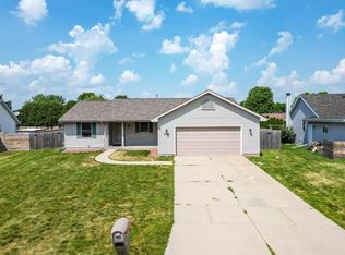 3733 Pintail Dr, Janesville, WI 53546