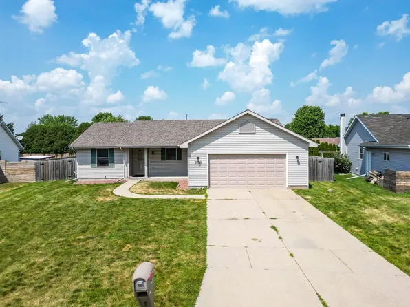3733 Pintail Dr, Janesville, WI 53546