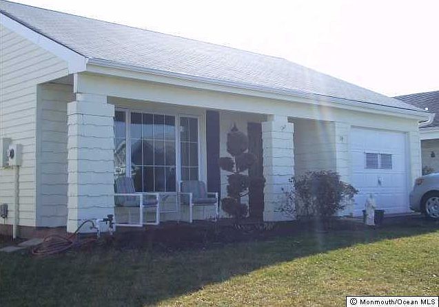 1st image of 19 Woodstock Lane