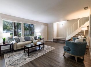 8913 Salmon Falls Dr APT D, Sacramento, CA 95826