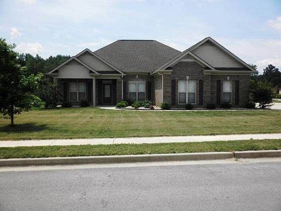 1st image of 101 Laurel Bend Dr