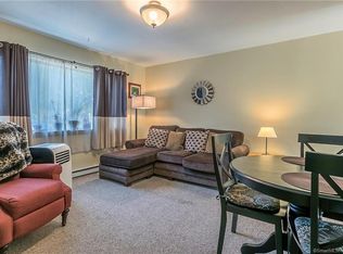 69 Ojibwa Rd #A, Shelton, CT 06484