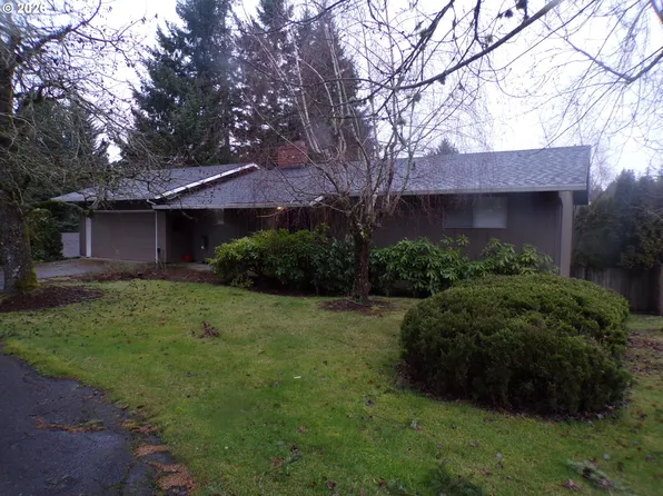 16765 S Beckman Rd, Oregon City, OR 97045