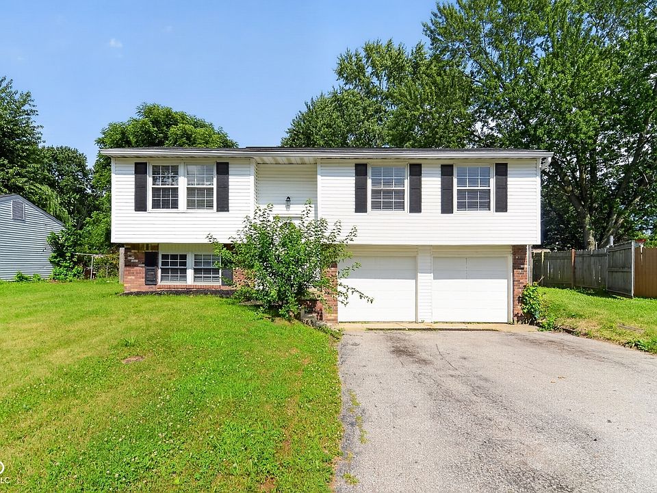 1st image of 335 Broken Arrow Ct