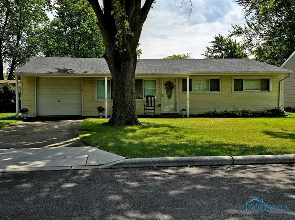 1146 Michigan Ave, Napoleon, OH 43545