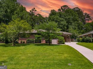 1355 Amanda Cir, Decatur, GA 30033