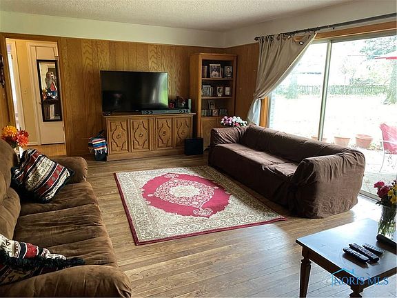 5th image of 436 Forest Dr
