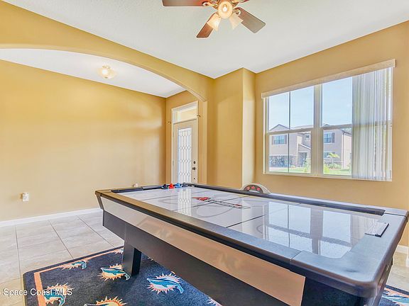 4th image of 1124 Musgrass Cir