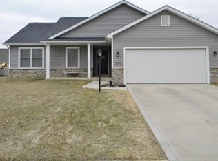 2232 Highlander Dr, Warsaw, IN