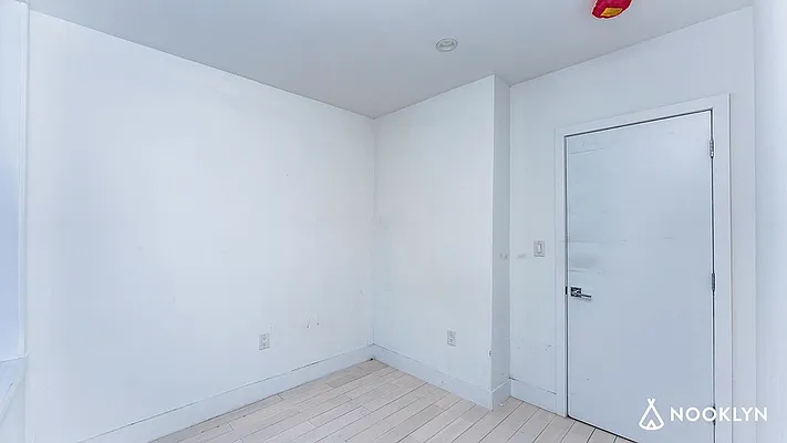 Rented by Yellowstone Equity Management Inc | media 28