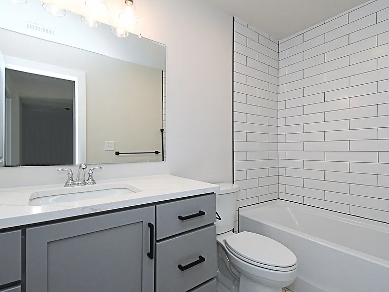 51 W Clymer Ave — Photo 17