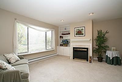 3rd image of 17050 Northup Way APT 6