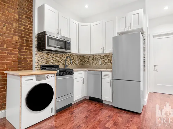 176 East 85th Street image 1 of 7