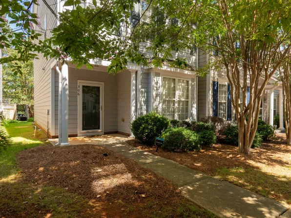306 Danbury Ct, Pittsboro, NC 27312