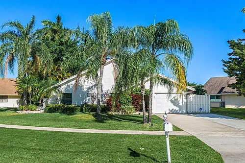 22525 Swordfish Dr Photo 1