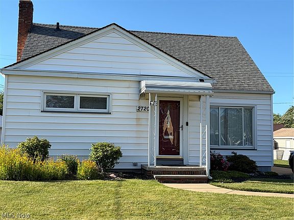 3rd image of 2720 Walbrook Ave