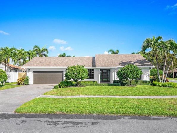 555 SW 24th Ave