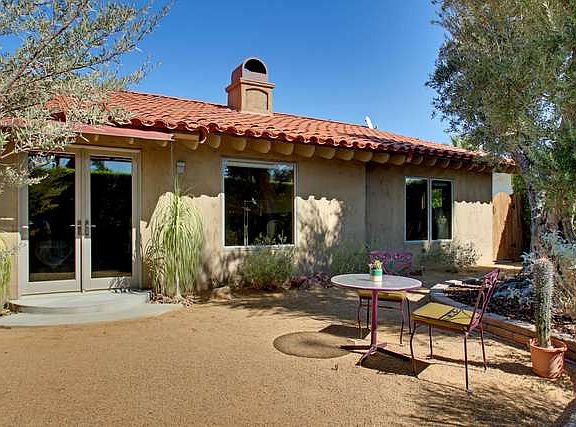 5th image of 1324 E San Jacinto Way