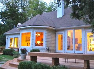 12814 N Porte Des Morts Dr, Ellison Bay, WI 54210