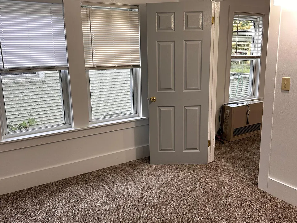 72 Front St #0