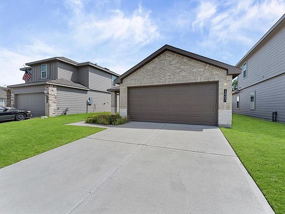 4th image of 1907 Sable Hollow Dr