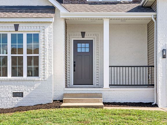 3rd image of 1799 Stone Hill Ct