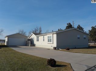 800 Deerfield Dr, McPherson, KS 67460