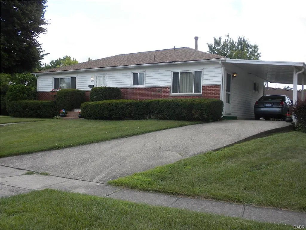 4982 Fortman Dr photo 1
