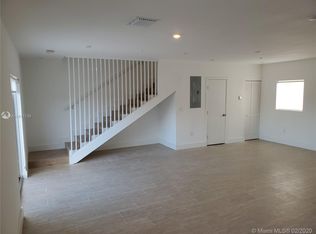 6336 SW 27th St #4, Hollywood, FL 33023