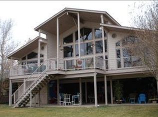 216 Spyglass Rd, Mc Queeney, TX 78123