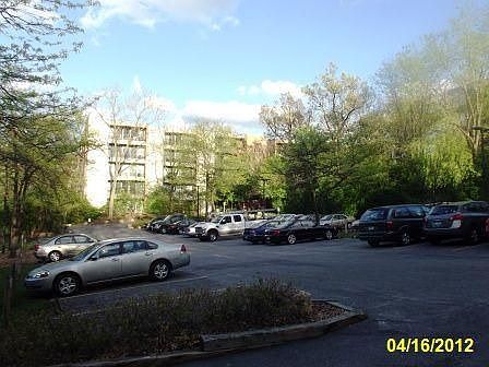 1st image of 5900 Oakwood Dr APT 5B