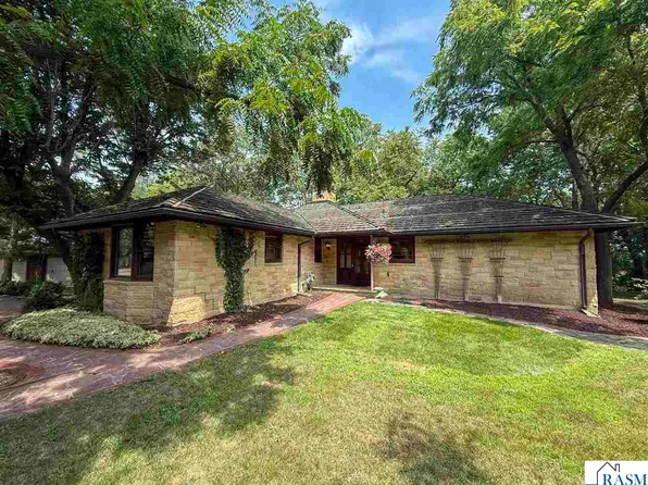 501 Summit Ave, New Ulm, MN 56073
