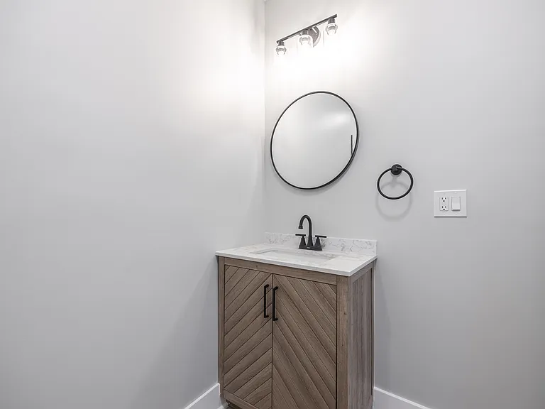 6148 N Francisco Ave — Photo 33
