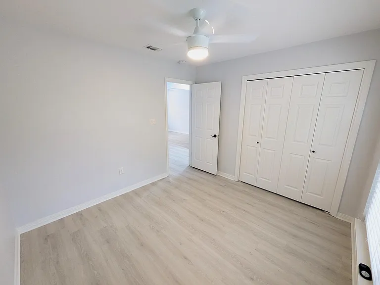 1837 Sunrise Dr — Photo 15
