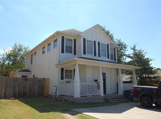 119 Fairway Dr, Bryan, TX 77801