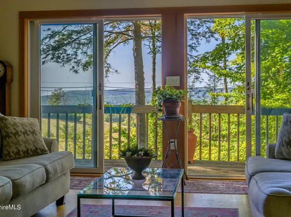 897 East Rd, Richmond, MA 01254