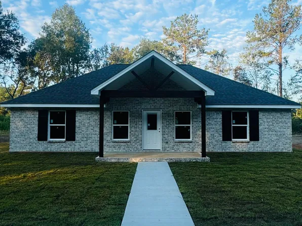 65 Chalk Rd, Carriere, MS 39426