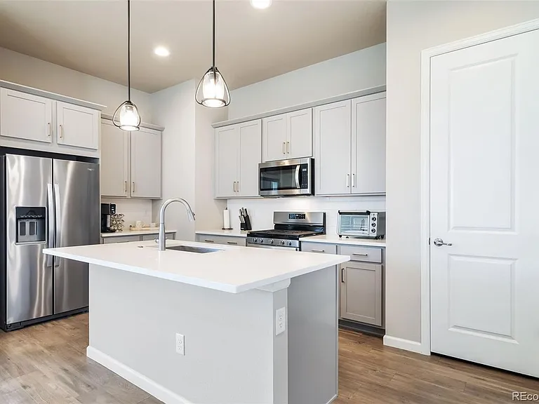 195 Silver Rock Trl — Photo 3