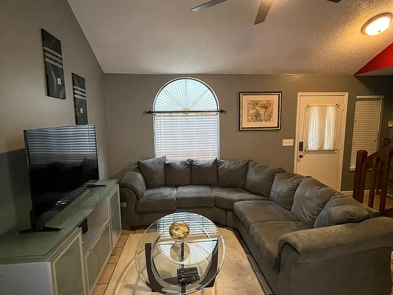 5485 Friarsway Dr — Photo 5