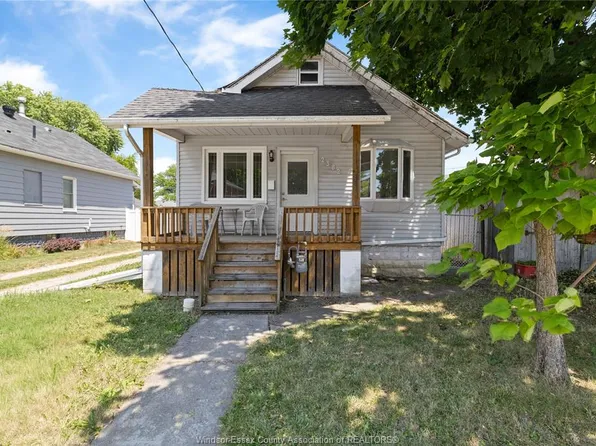2382 Mercer St, Windsor, ON N8X 3R3