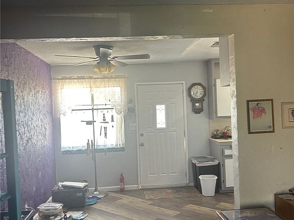 3rd image of 7623 Frontera Ave