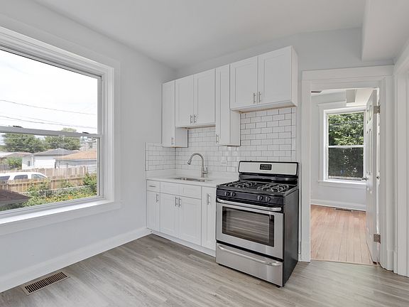 2nd image of 3456 W Augusta Blvd Unit 1E