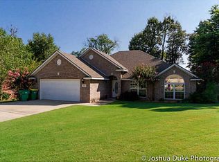2847 Lemontree Cir, Springdale, AR 72762