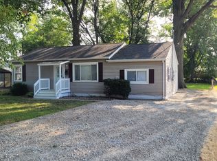 652 N 38th St, Belleville, IL 62226