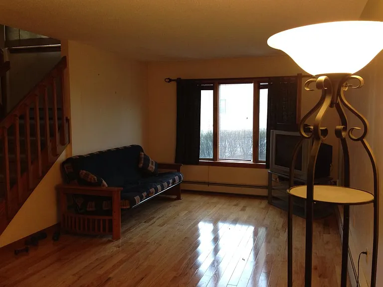 203 New State Rd #E — Photo 2