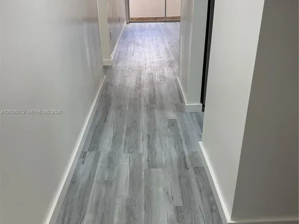 1555 W 44th Pl APT 203, Hialeah, FL 33012