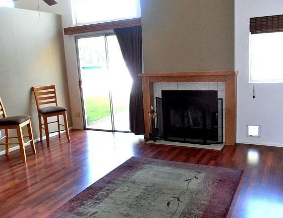 3rd image of 9256 N Monmouth Ct