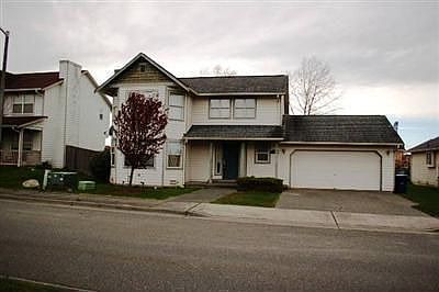 Front view of home